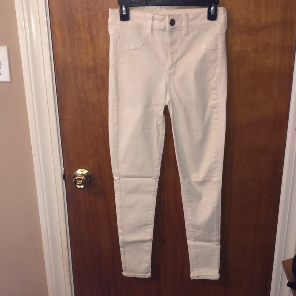 American Eagle outfitters white Skinny Jeans
